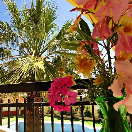 Margaret 2* Kremastí