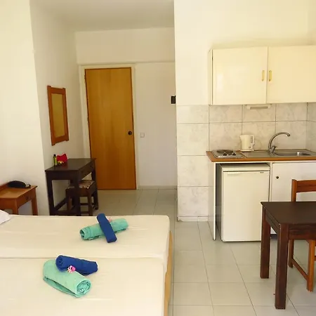 Margaret 2* Kremastí