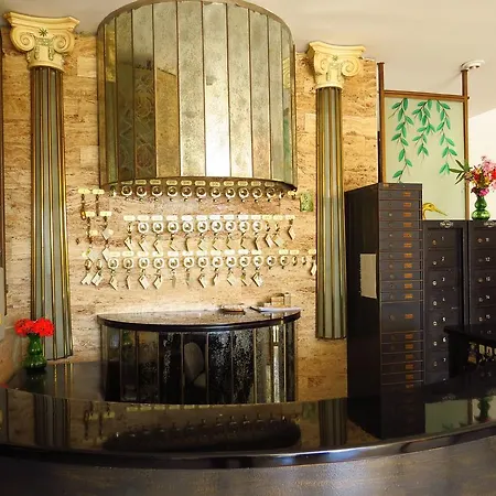 ホテル Margaret クレマスティ