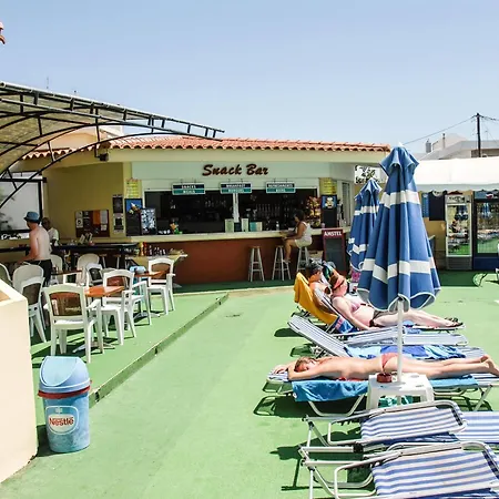 Margaret מלון 2*